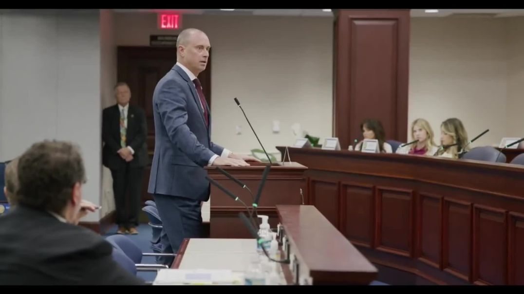 Billboard Chris Gives Speech in Florida